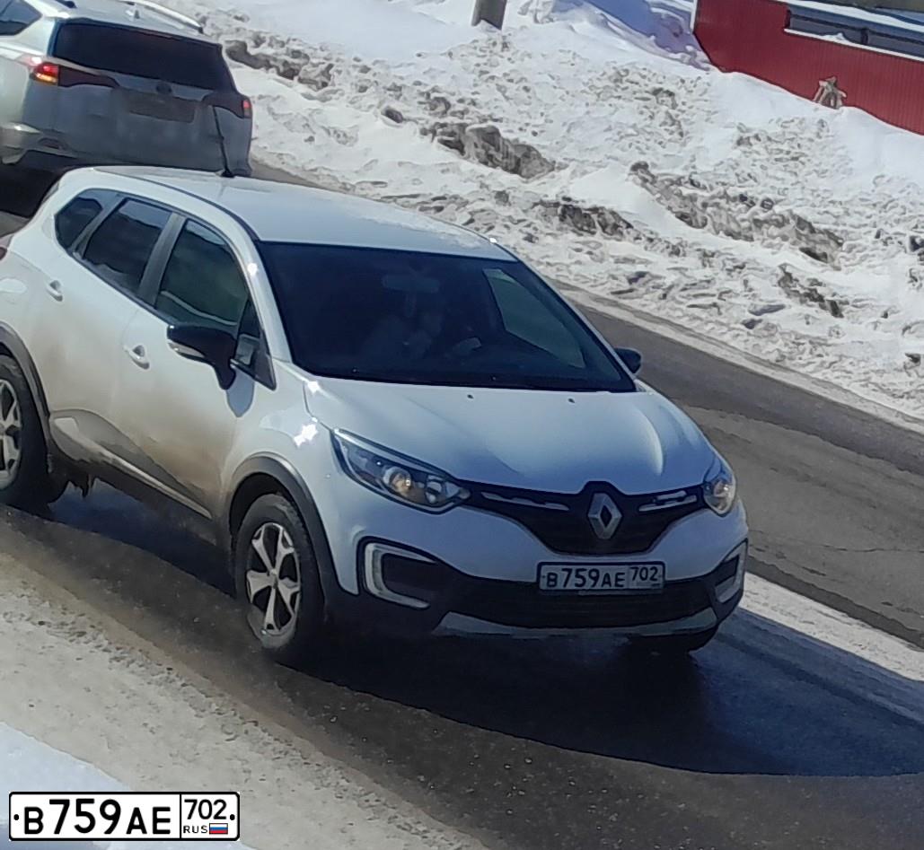Фото автомобиля RENAULT KAPTUR АSRА18, 2021 — госномер В759АЕ702. Цвет: Белый