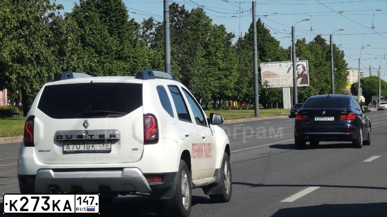 Фото автомобиля BMW SERIE 3 GT, 2015 — госномер А717КТ778. Цвет: синий