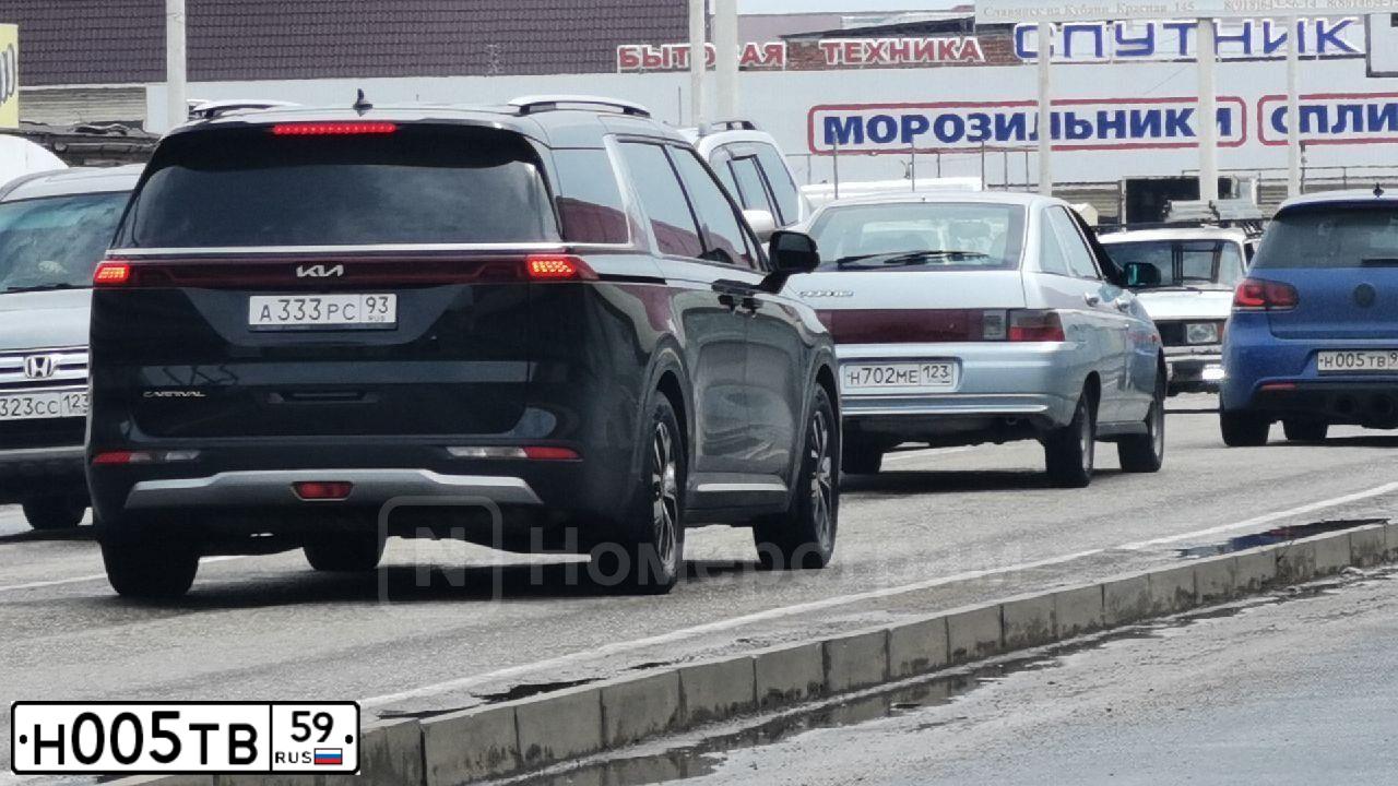 Фото автомобиля МАЗ54323, 1992 — госномер Н005ТВ59. Цвет: БЕЛАЯ НОЧЬ