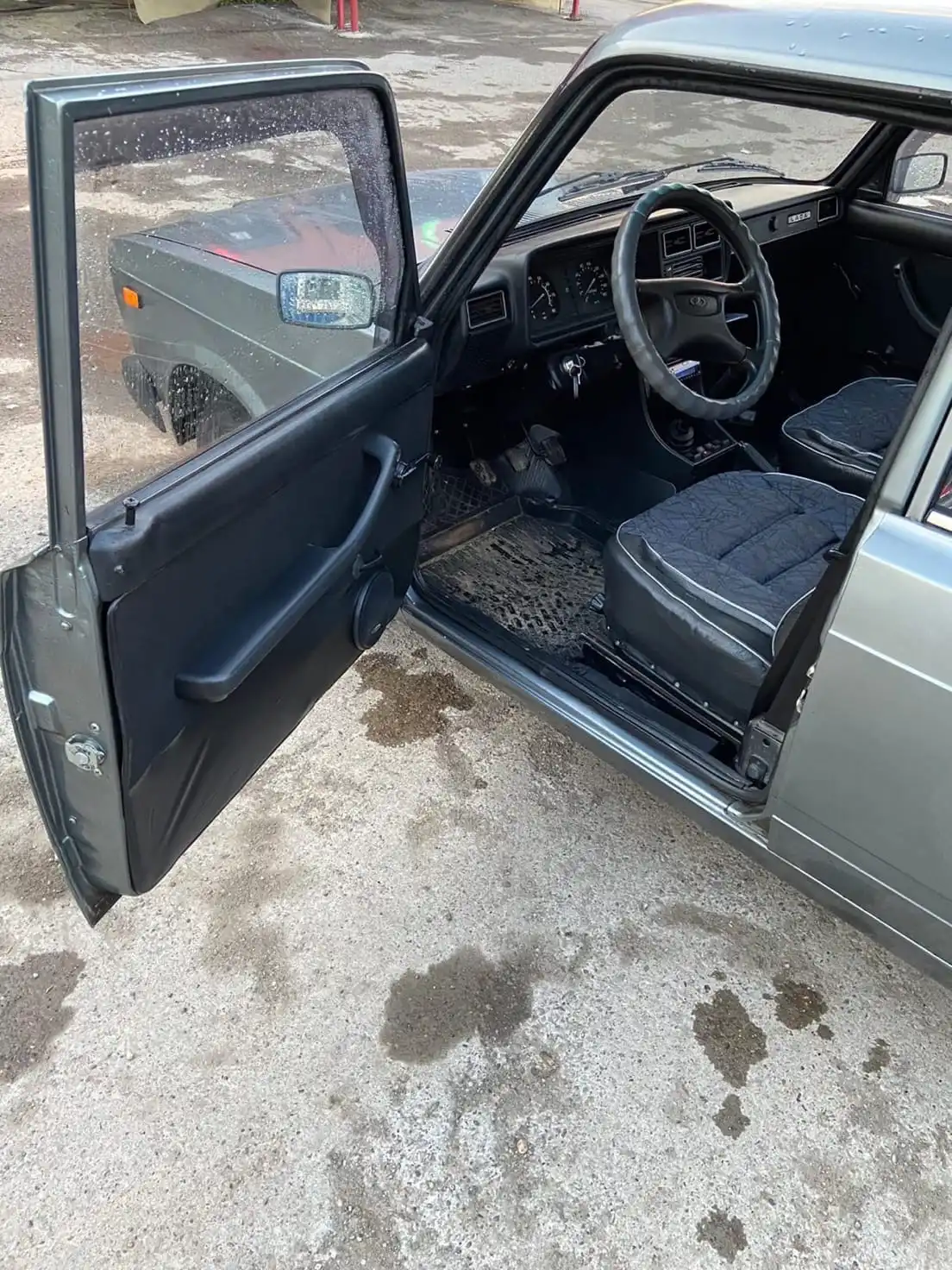 Фото автомобиля LADA 2107, 2010 — госномер О934УМ159. Цвет: СРЕДНИЙ СЕРО-ЗЕЛЕН МЕТ