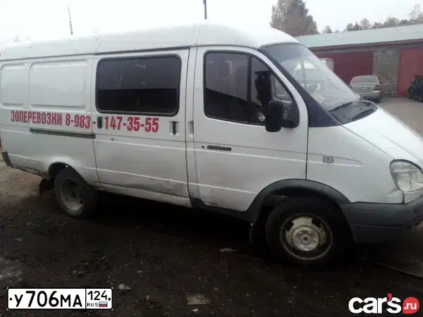 Фото автомобиля GAZ 2705 GAZEL, 2004 — госномер У706МА124. Цвет: Белый