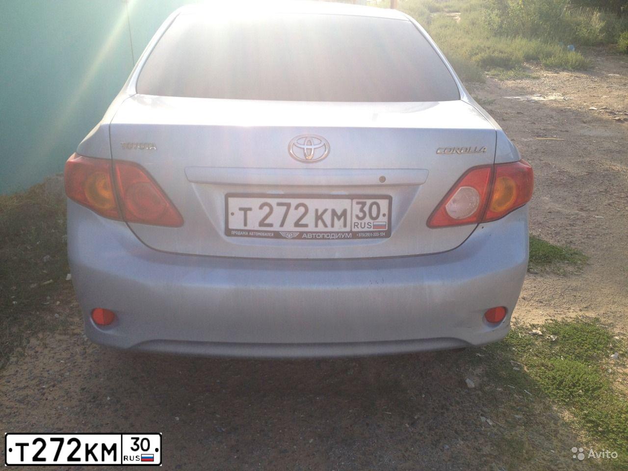 Фото автомобиля TOYOTA COROLLA, 2008 — госномер Т272КМ30. Цвет: СВЕТЛО-СЕРО-ГОЛУБОЙ