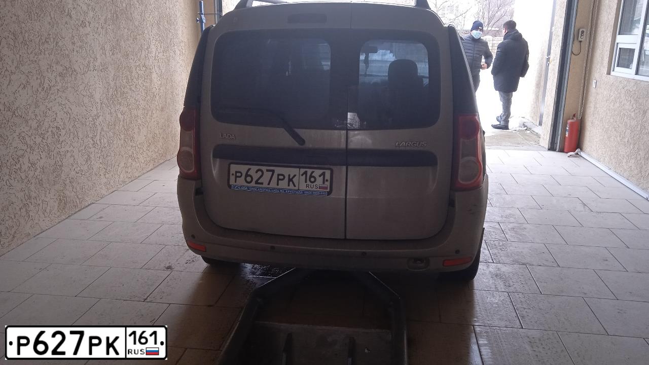 Фото автомобиля LADA RS0Y5, 2013 — госномер Р627РК161