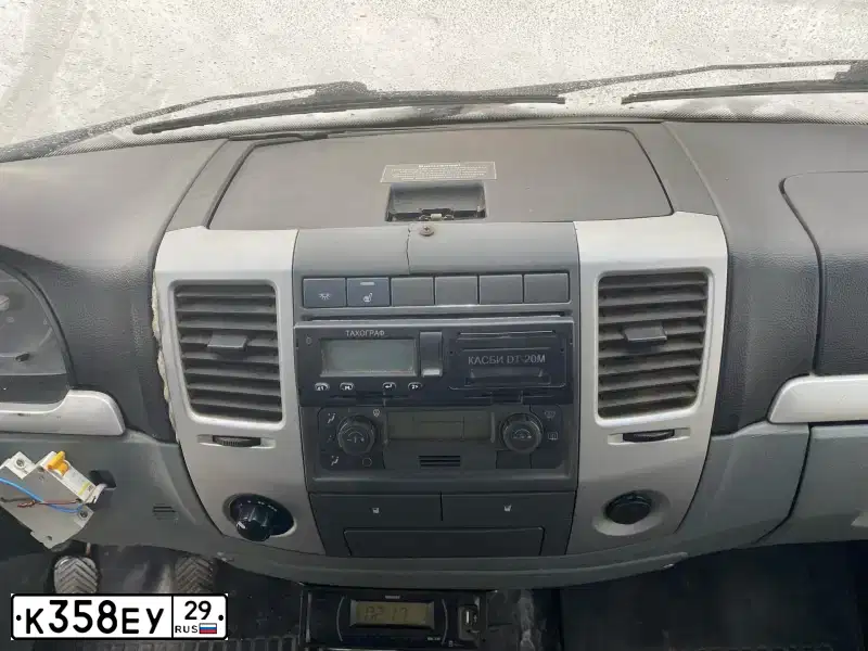 Фото автомобиля GAZ 3221 EL, 2011 — госномер К358ЕУ29. Цвет: ЖЕЛТЫЙ