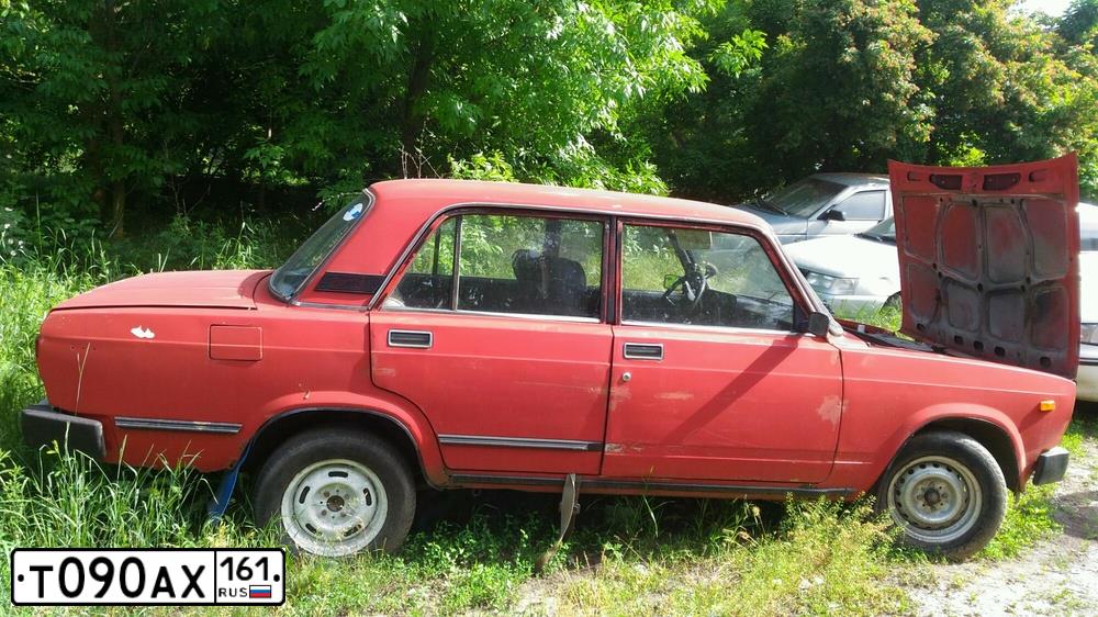 Фото автомобиля LADA 2110, 2003 — госномер Т090АХ161. Цвет: СВЕТЛО-СЕРЕБРИСТЫЙ МЕТ.