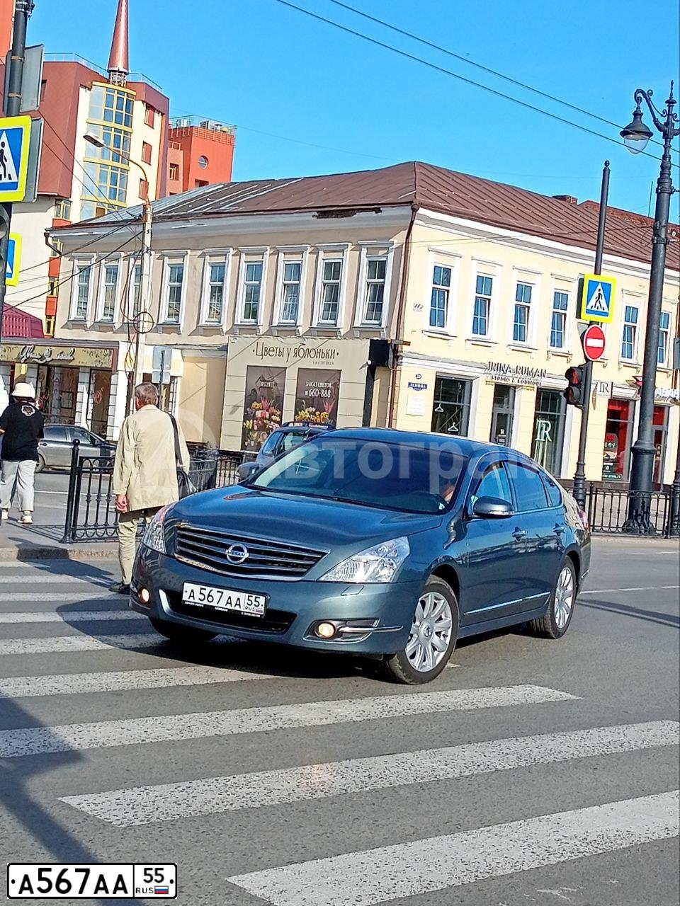 Фото автомобиля NISSAN TEANA, 2011 — госномер А587АА55. Цвет: СЕРО-ЗЕЛЕНЫЙ