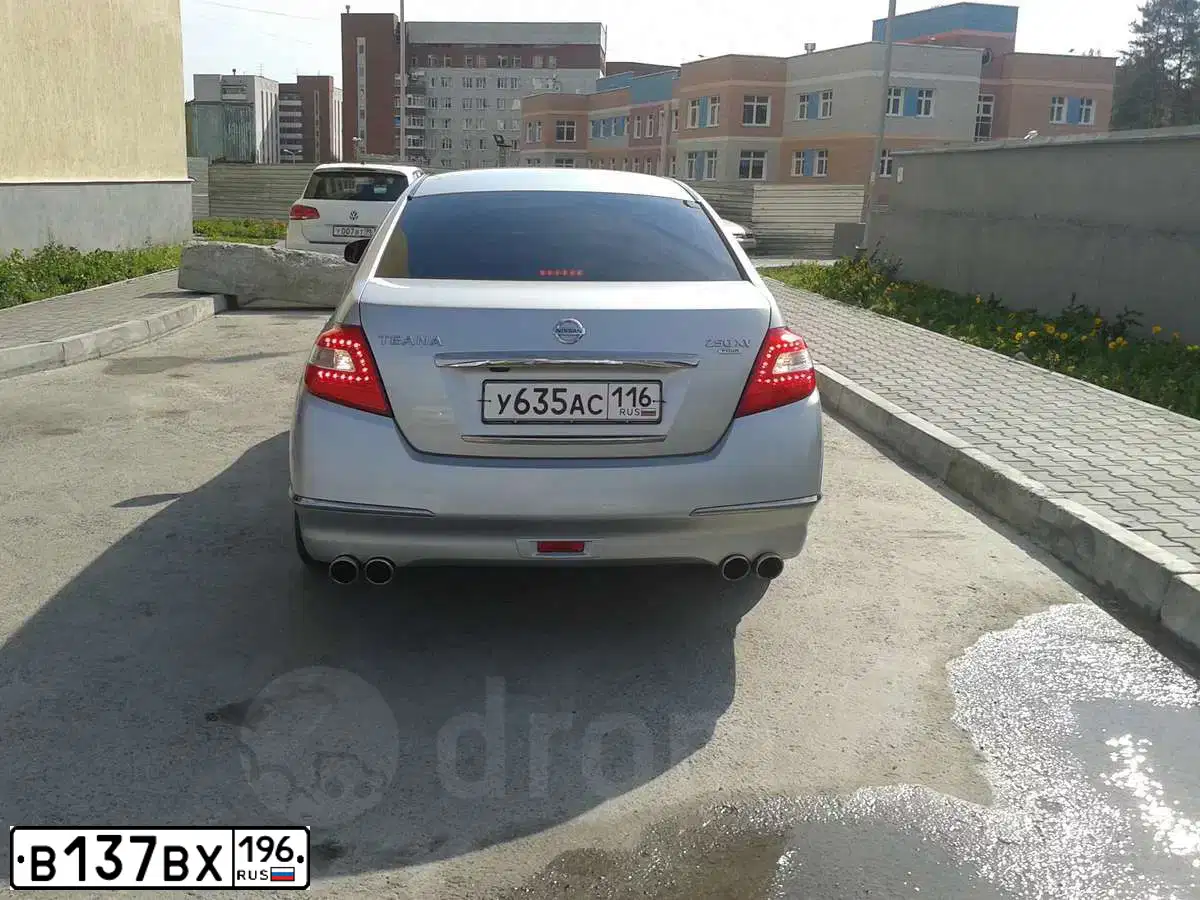 Фото автомобиля OPEL ASTRA, 2014 — госномер В137ВХ196. Цвет: БЕЛЫЙ