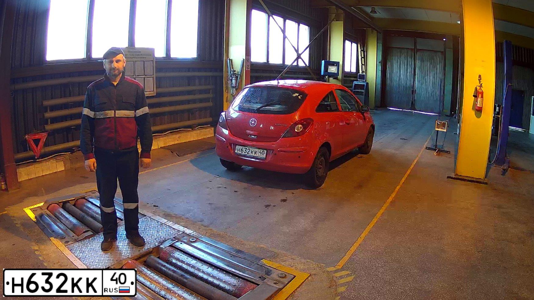 Фото автомобиля OPEL CORSA, 2008 — госномер Т346АР196. Цвет: Красный