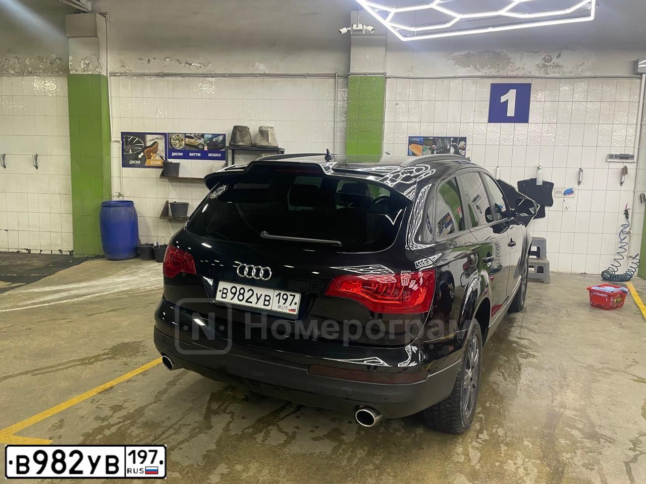 Фото автомобиля AUDI Q7, 2008 — госномер В982УВ197. Цвет: ЧЕРНЫЙ
