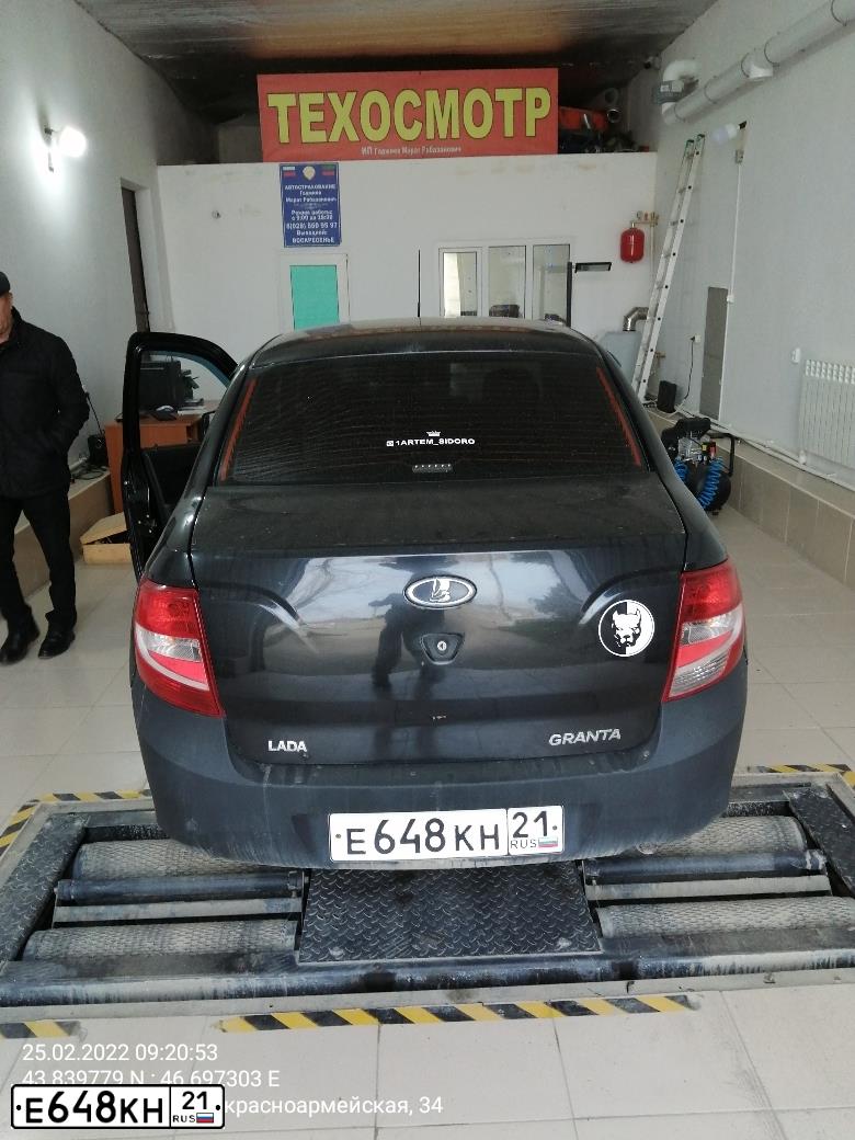 Фото автомобиля LADA GRANTA, 2012 — госномер Х386НТ05