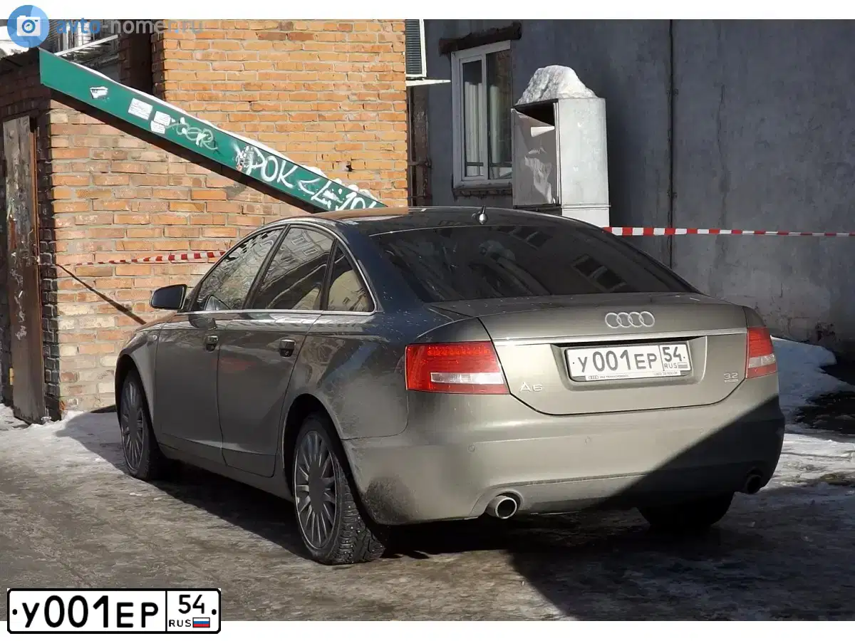 Фото автомобиля TOYOTA LANDCRUISER 200, 2015 — госномер В214УВ122. Цвет: Белый