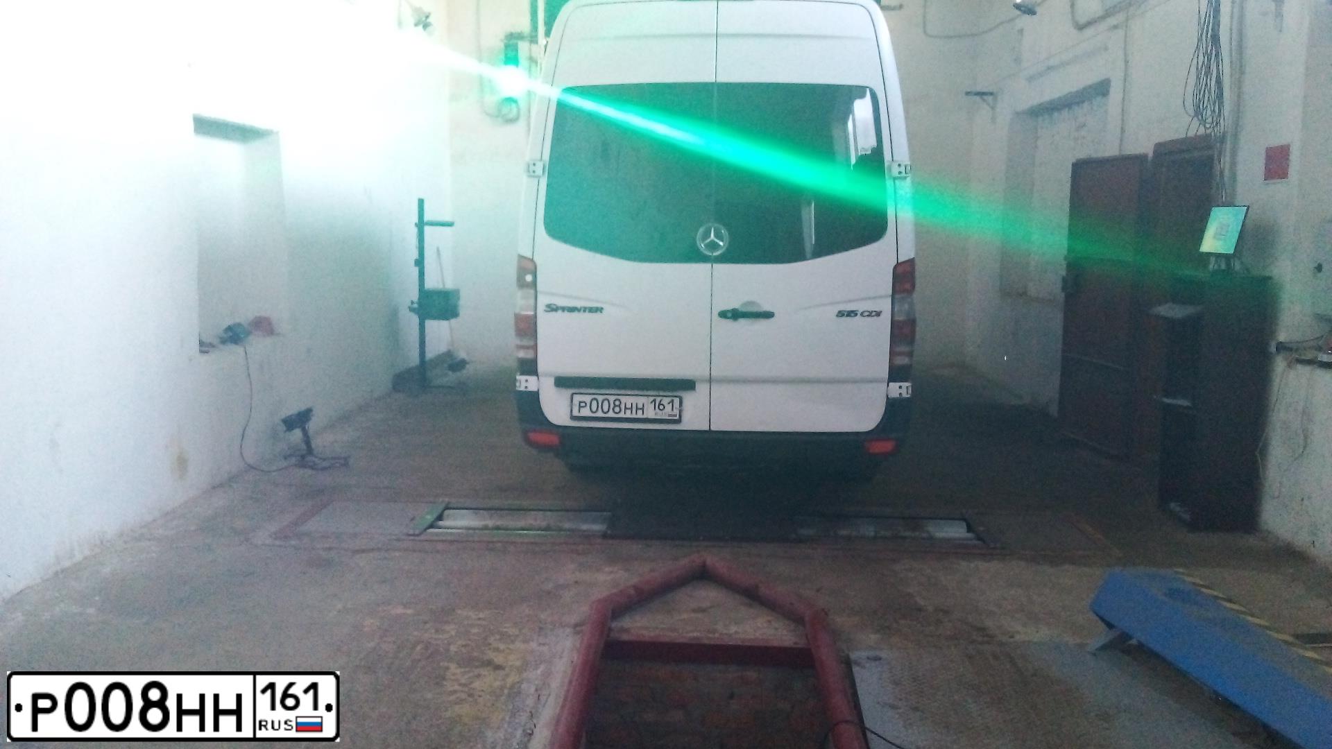 Фото автомобиля MERCEDES SPRINTER, 2013 — госномер Р008НН161. Цвет: Белый
