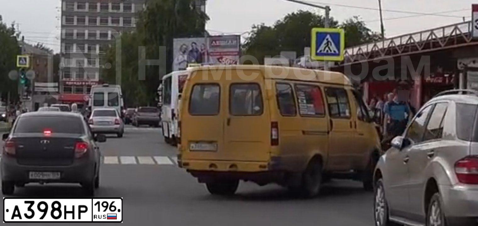 Фото автомобиля GAZ 3221 EL, 2006 — госномер А398НР196. Цвет: ЖЕЛТЫЙ