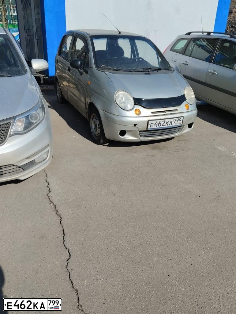 Фото автомобиля DAEWOO MATIZ, 2006 — госномер Е462КА799. Цвет: Серебристый