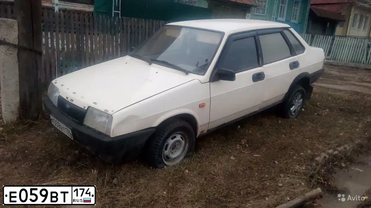 Фото автомобиля LADA 2109 SAMARA, 1996 — госномер Н983АМ74. Цвет: Белый