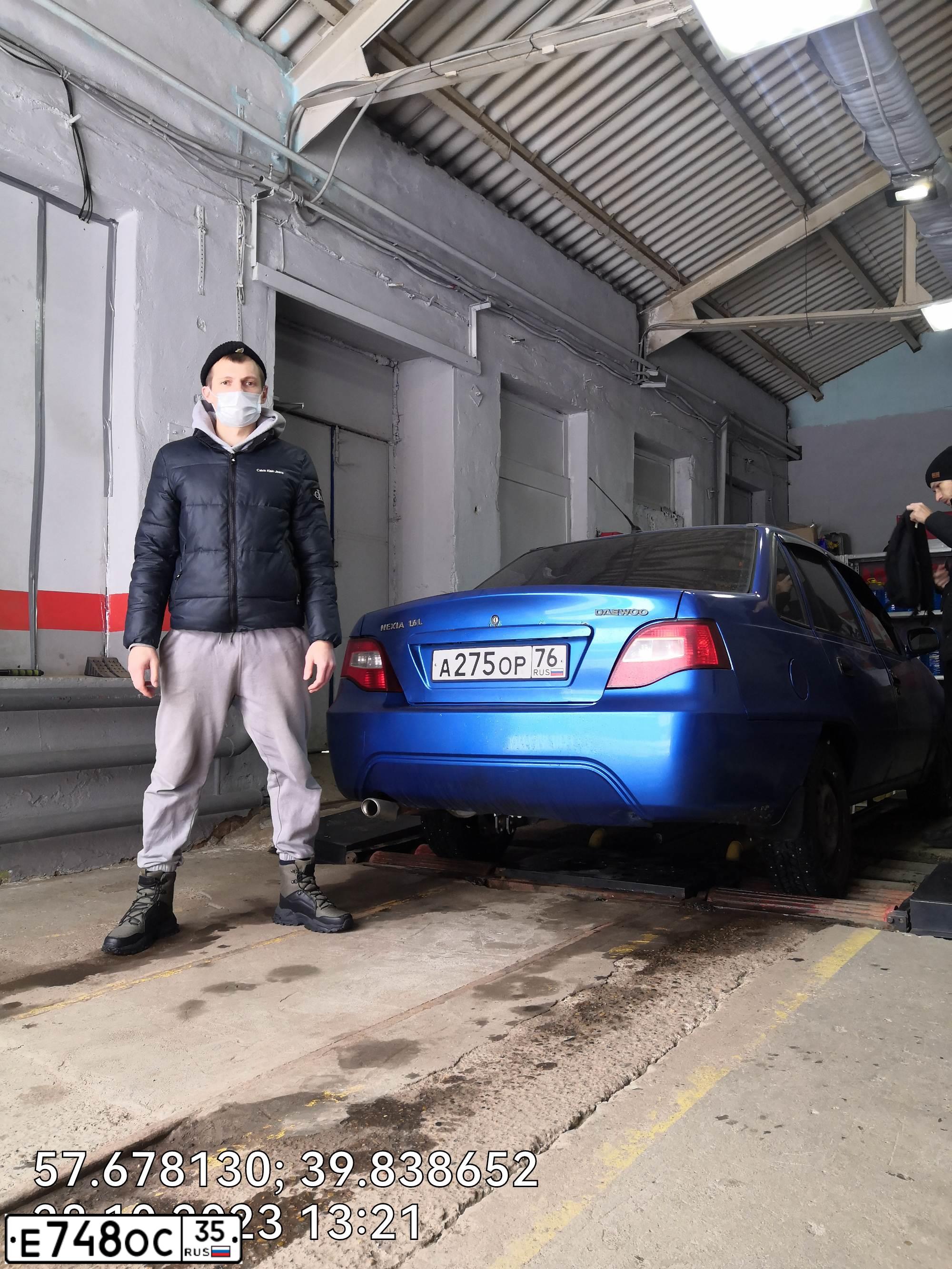 Фото автомобиля DAEWOO NEXIA, 2013 — госномер А275ОР76. Цвет: синий
