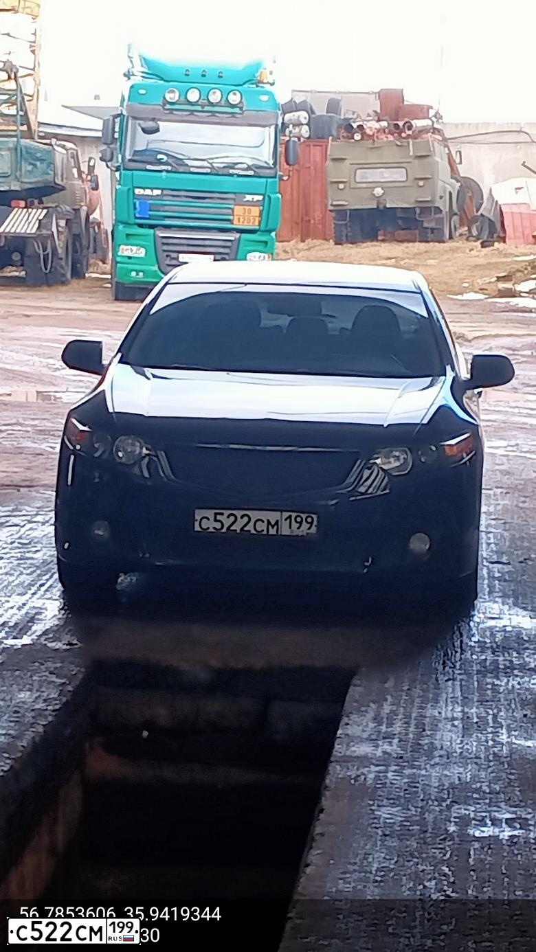 Фото автомобиля LANDROVER FREELANDER, 2002 — госномер С552СМ199. Цвет: ЗОЛОТИСТЫЙ