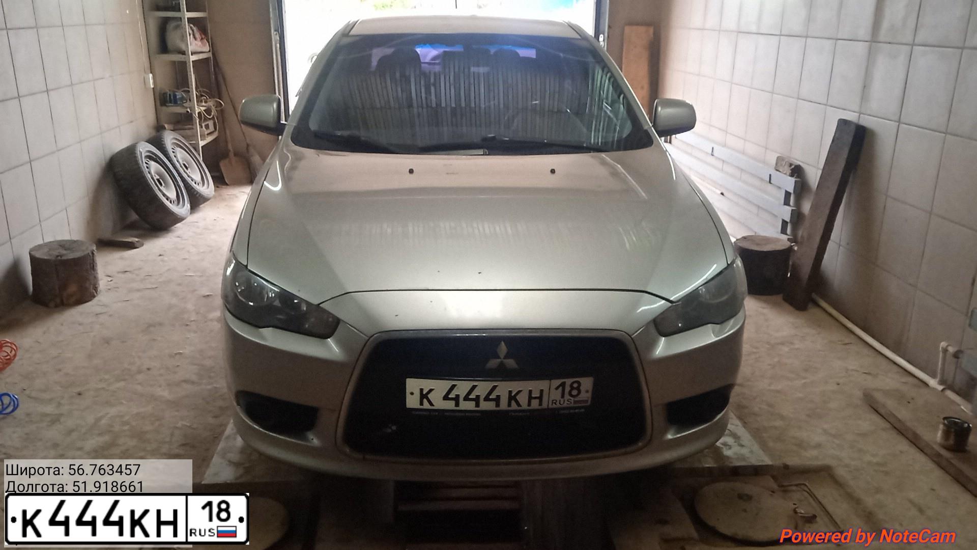 Фото автомобиля MITSUBISHI LANCER, 2012 — госномер О711МУ18. Цвет: Серебристый