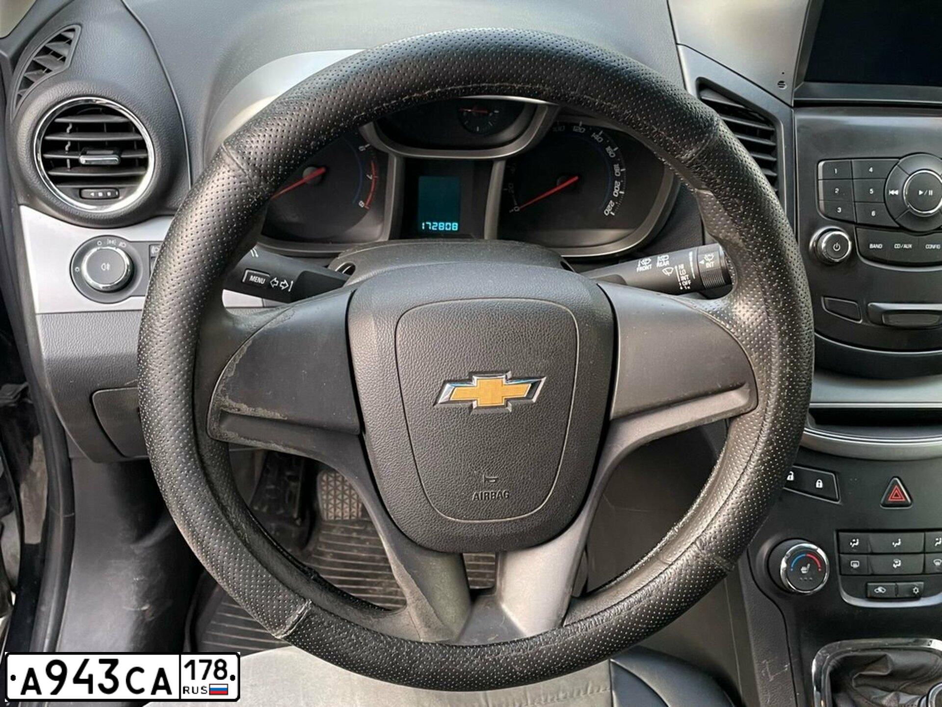 Фото автомобиля CHEVROLET ORLANDO, 2014 — госномер Е214ММ11. Цвет: ЧЕРНЫЙ