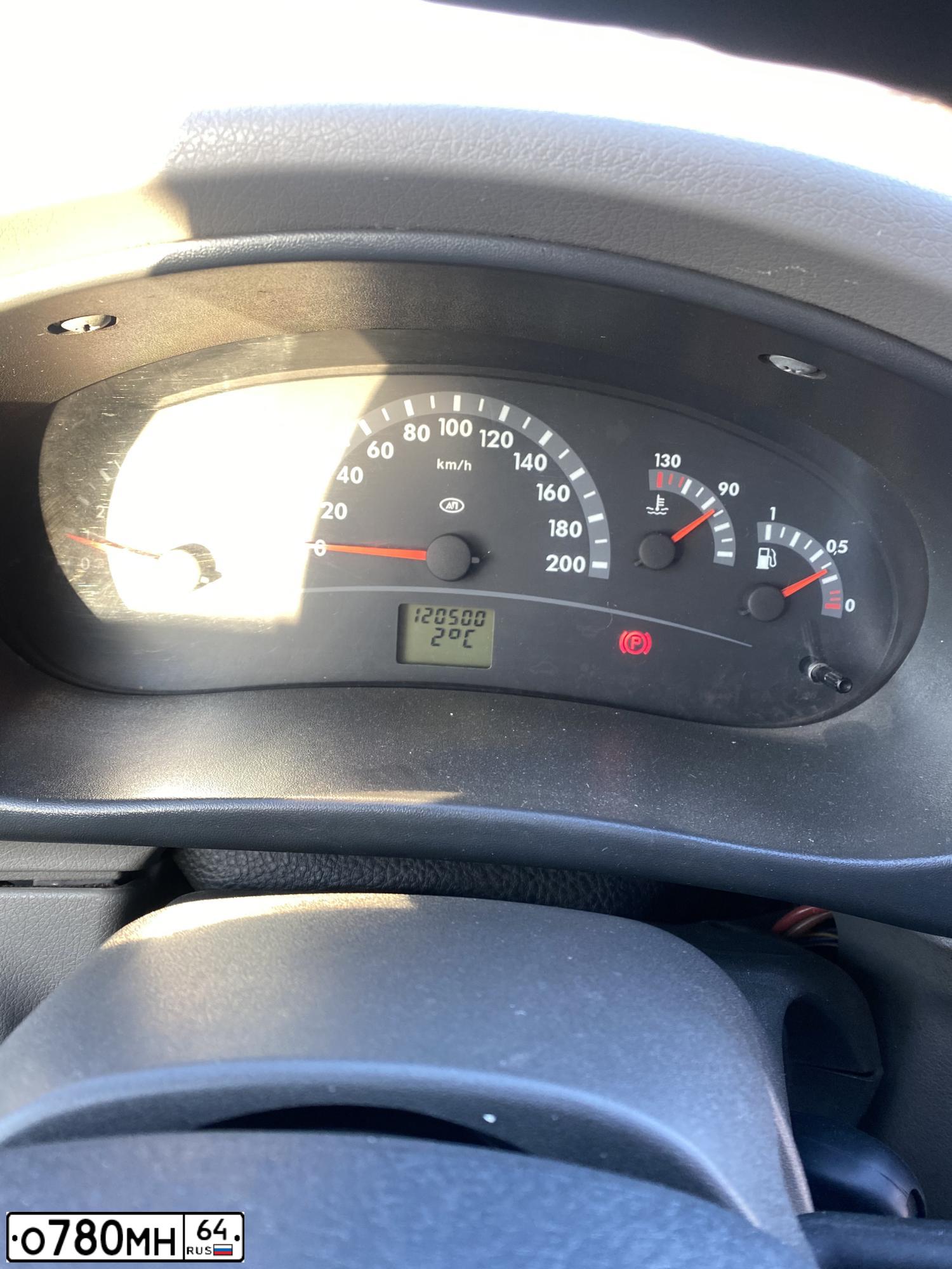 Фото автомобиля LADA 1118 KALINA, 2007 — госномер О780МН64. Цвет: СЕРЕБРИСТЫЙ