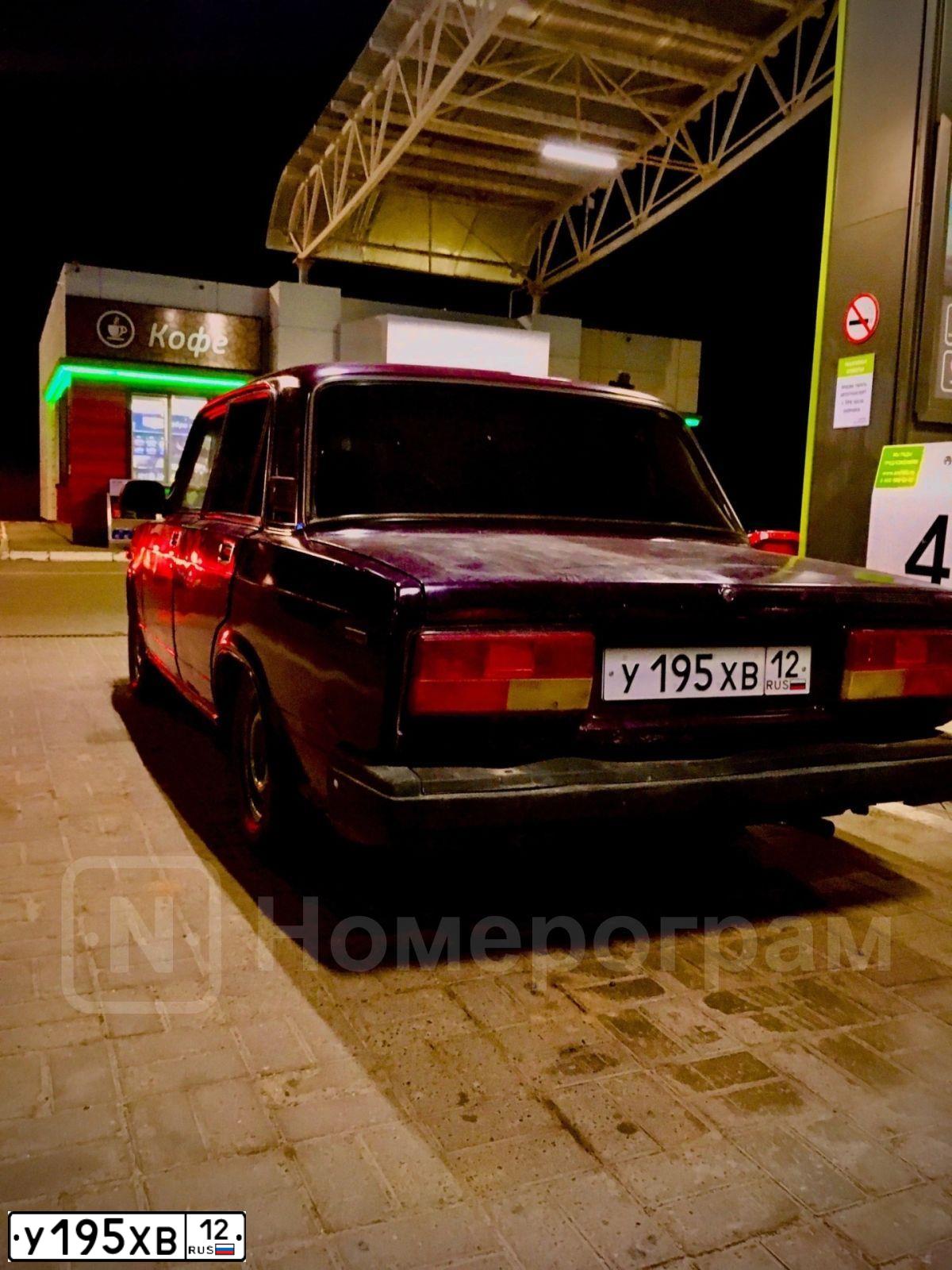 Фото автомобиля ВАЗ 21070, 2002 — госномер С144АН12. Цвет: ФИОЛЕТОВЫЙ