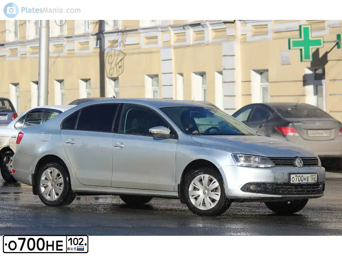 Фото автомобиля LADA 2105, 2005 — госномер Е681КТ102. Цвет: ЯРКО-БЕЛЫЙ