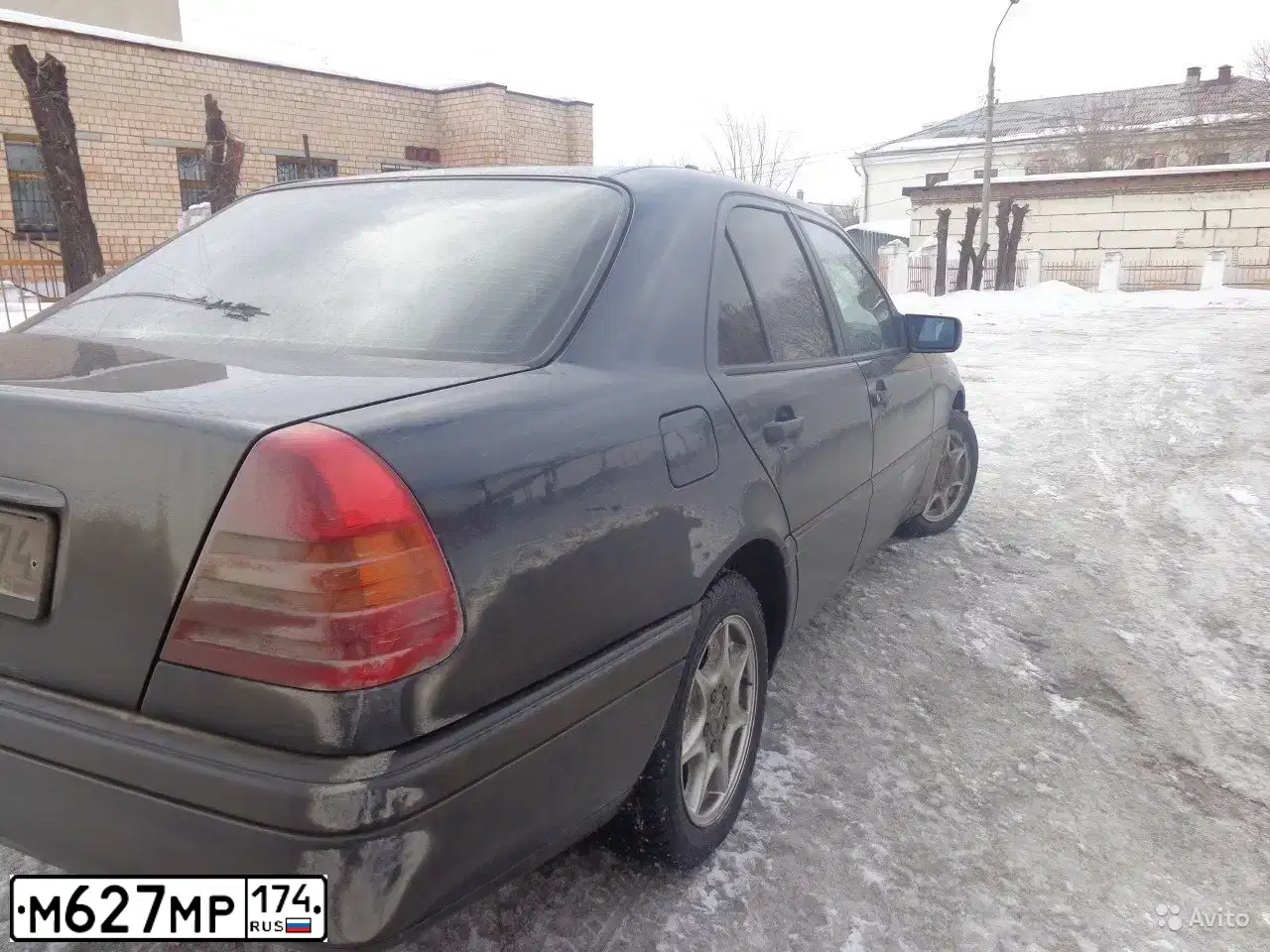 Фото автомобиля MERCEDES C-KLASSE, 1994 — госномер М627МР174. Цвет: ТЕМНО-СИНИЙ
