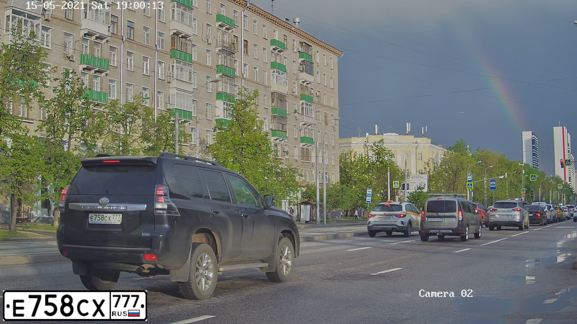 Фото автомобиля TOYOTA LANDCRUISER, 2016 — госномер Е758СХ777. Цвет: ЧЕРНЫЙ