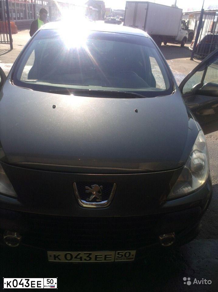 Фото автомобиля PEUGEOT 307, 2007 — госномер У181УС69. Цвет: Темно-зеленый