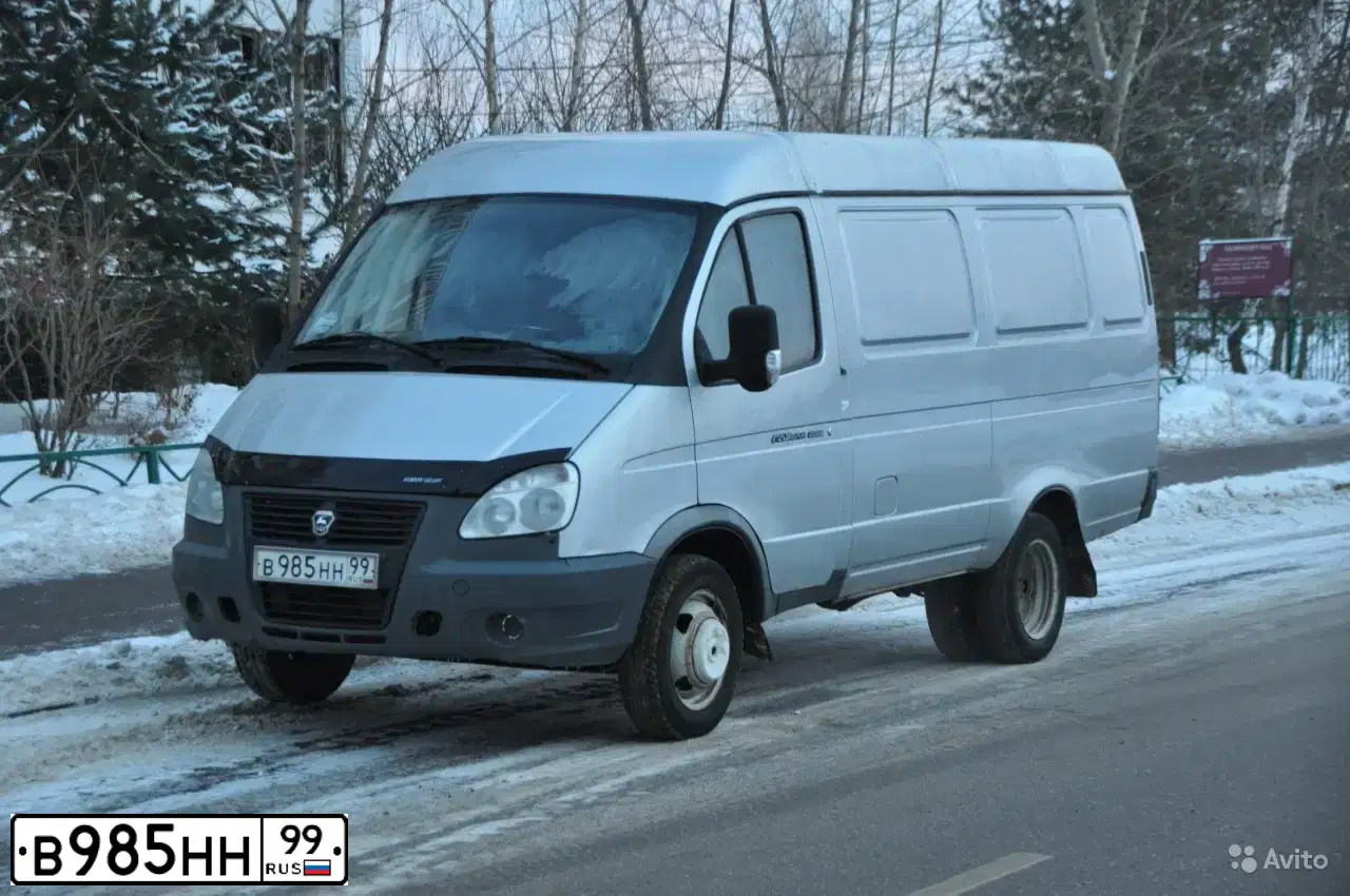 Фото автомобиля LADA 2121 NIVA, 2000 — госномер В985НН99. Цвет: ТЕМНО-КРАСНЫЙ