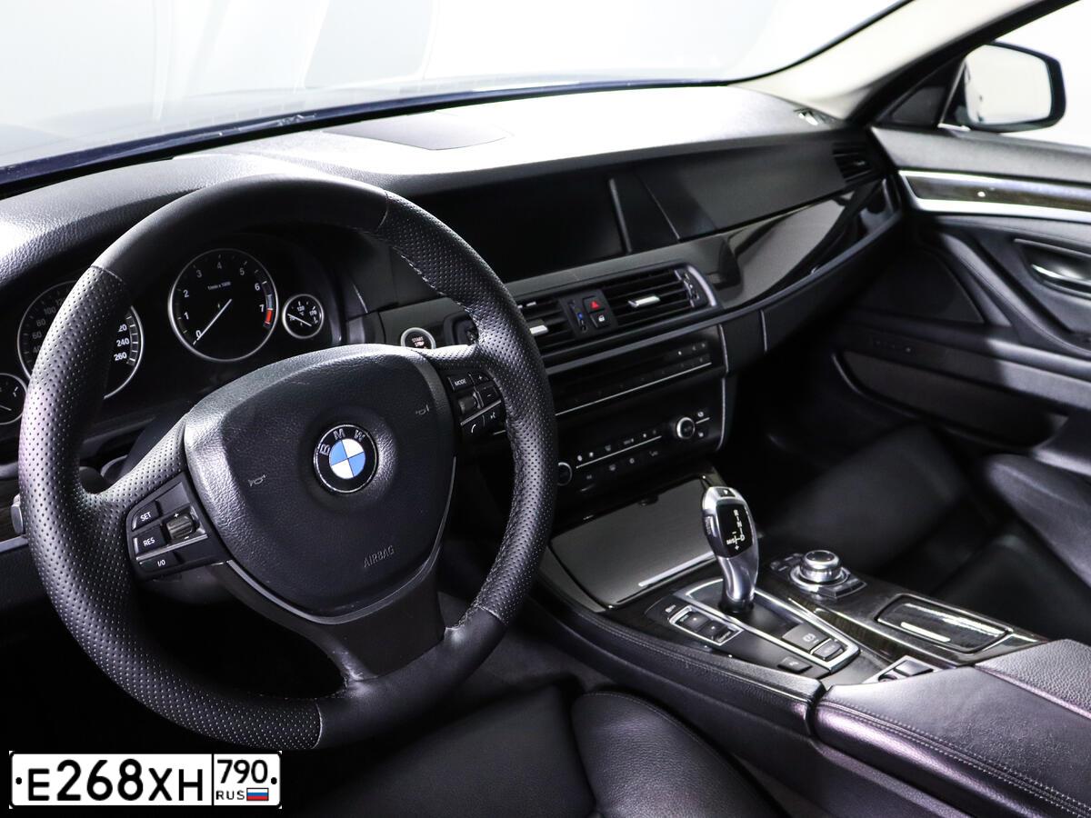 Фото автомобиля БМВ 523I, 2011 — госномер Р477АВ82. Цвет: ЧЕРНЫЙ