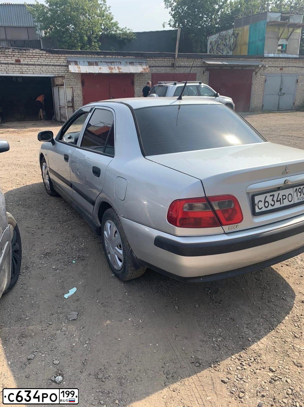Фото автомобиля FORD FOCUS, 2009 — госномер Х895МВ763. Цвет: Темно-синий
