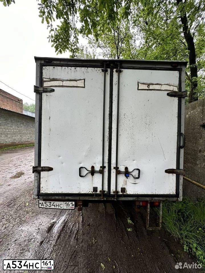 Фото автомобиля GAZ 1724, 2011 — госномер Р145УМ33. Цвет: Белый