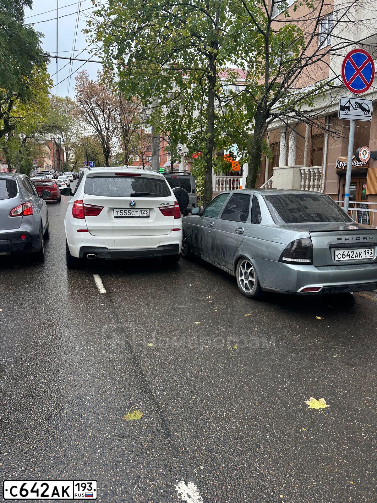 Фото автомобиля LADA 2170 PRIORA, 2012 — госномер С642АК193. Цвет: средний серо-зеленый металлик