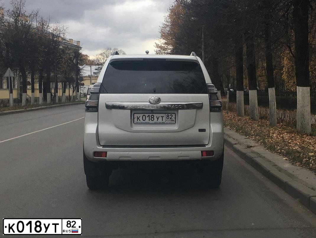 Фото автомобиля TOYOTA LANDCRUISER, 2016 — госномер Н374АЕ198. Цвет: Белый
