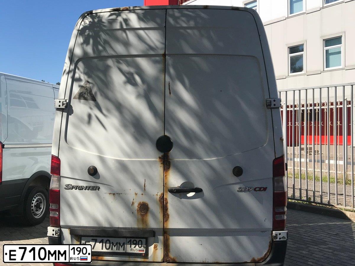 Фото автомобиля MERCEDES SPRINTER, 2007 — госномер Е710ММ190. Цвет: БЕЛЫЙ
