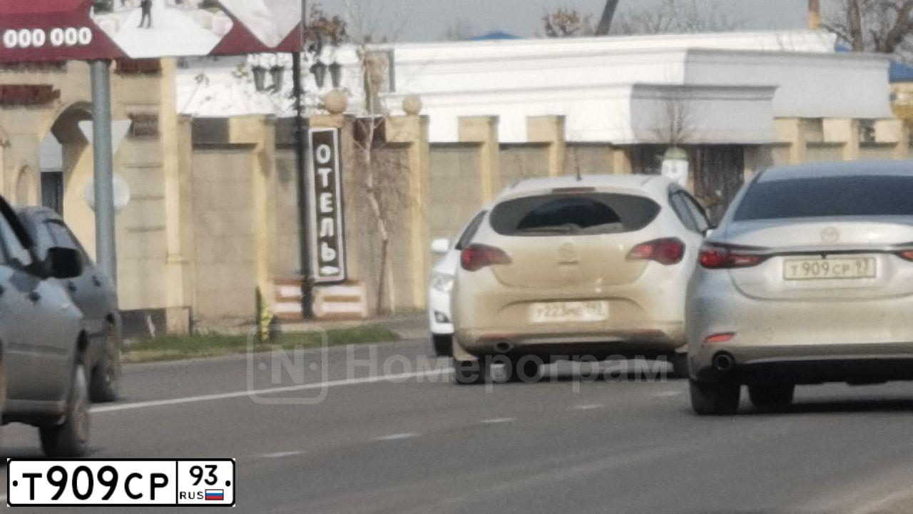 Фото автомобиля VOLKSWAGEN VОLКSWАGЕN РАSSАТ СС, 2010 — госномер Т909СР93. Цвет: ЧЕРНЫЙ