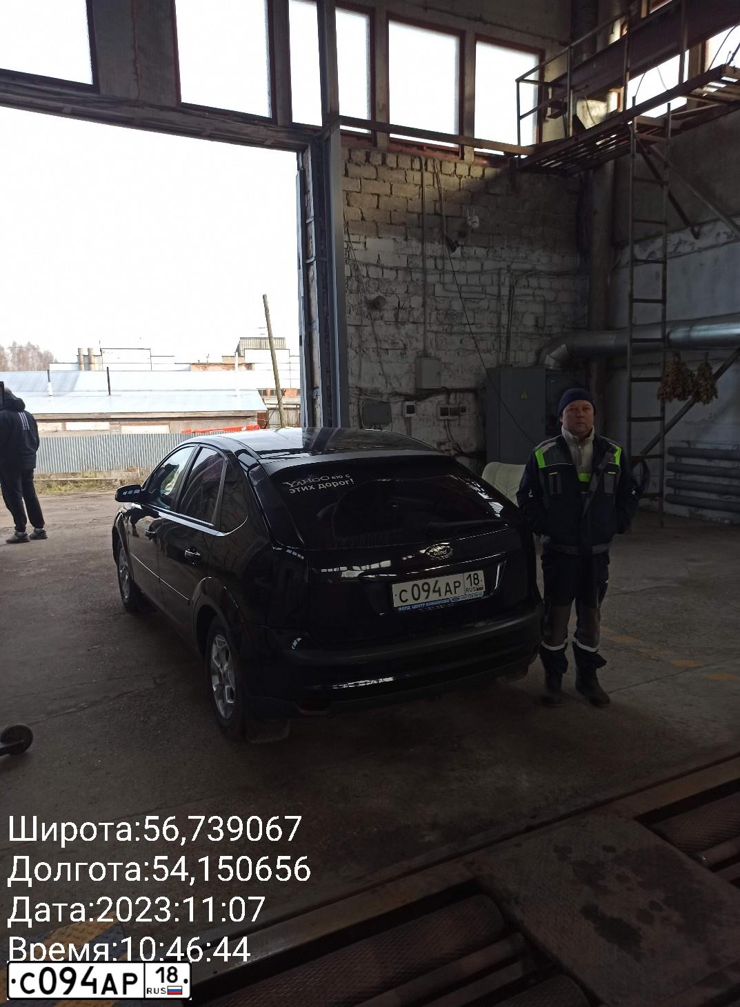 Фото автомобиля FORD FOCUS, 2007 — госномер Р045КН159. Цвет: ЧЕРНЫЙ