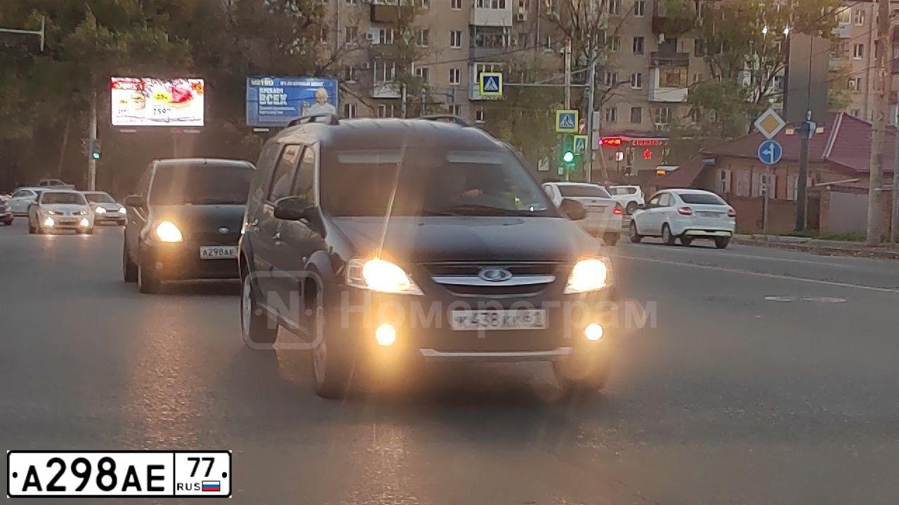 Фото автомобиля GAZ 3307, 1993 — госномер А298АЕ77. Цвет: синий