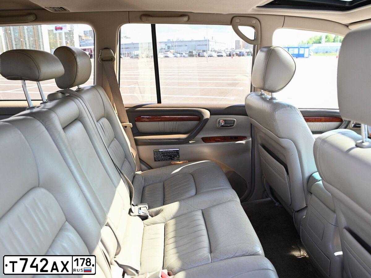 Фото автомобиля LEXUS LX470, 2002 — госномер А622АХ83. Цвет: СЕРЫЙ