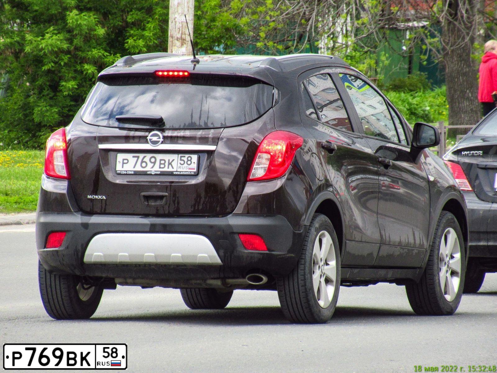 Фото автомобиля OPEL MOKKA, 2015 — госномер Р769ВК58. Цвет: КОРИЧНЕВЫЙ МЕТАЛЛИК