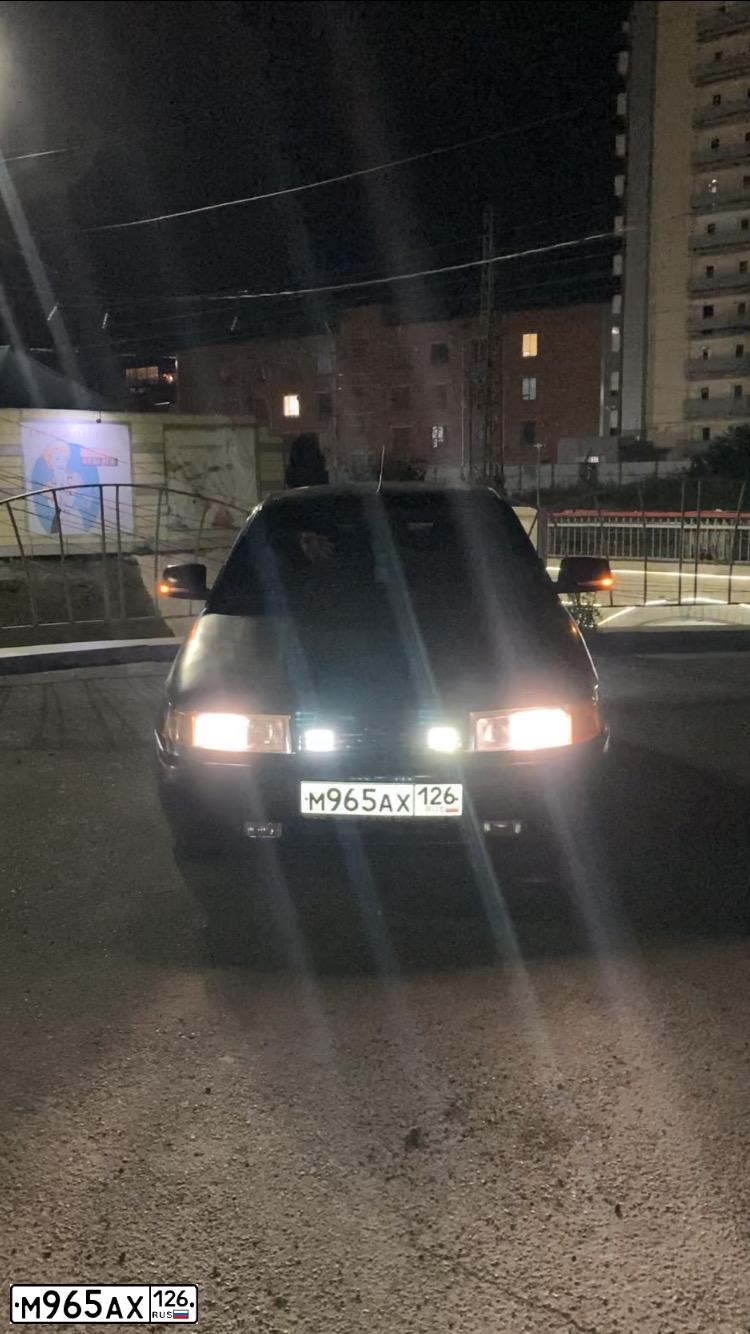 Фото автомобиля LADA 2112, 2006 — госномер Р206ЕН193