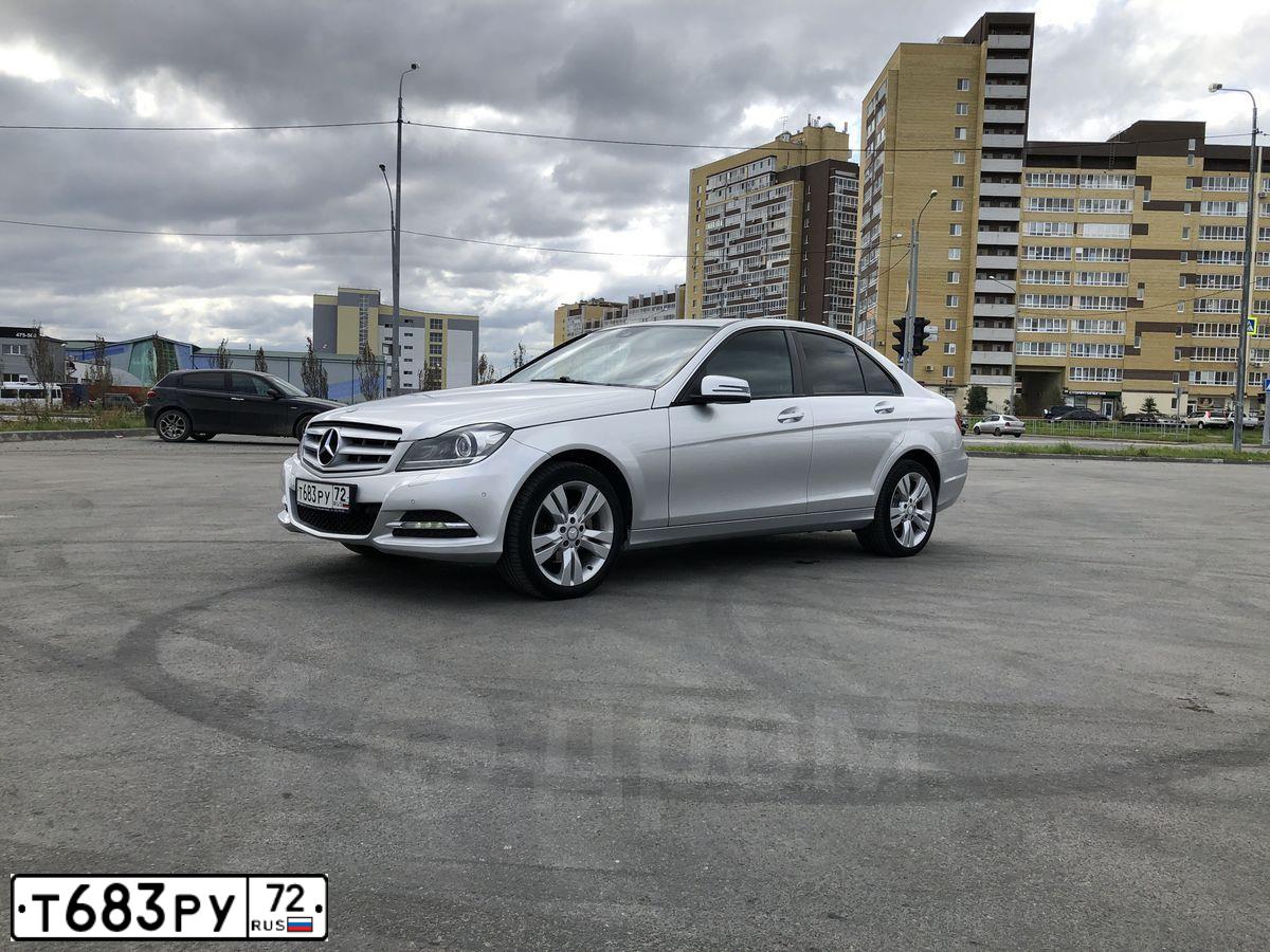 Фото автомобиля MERCEDES C-KLASSE, 2013 — госномер Т683РУ72. Цвет: серебристый