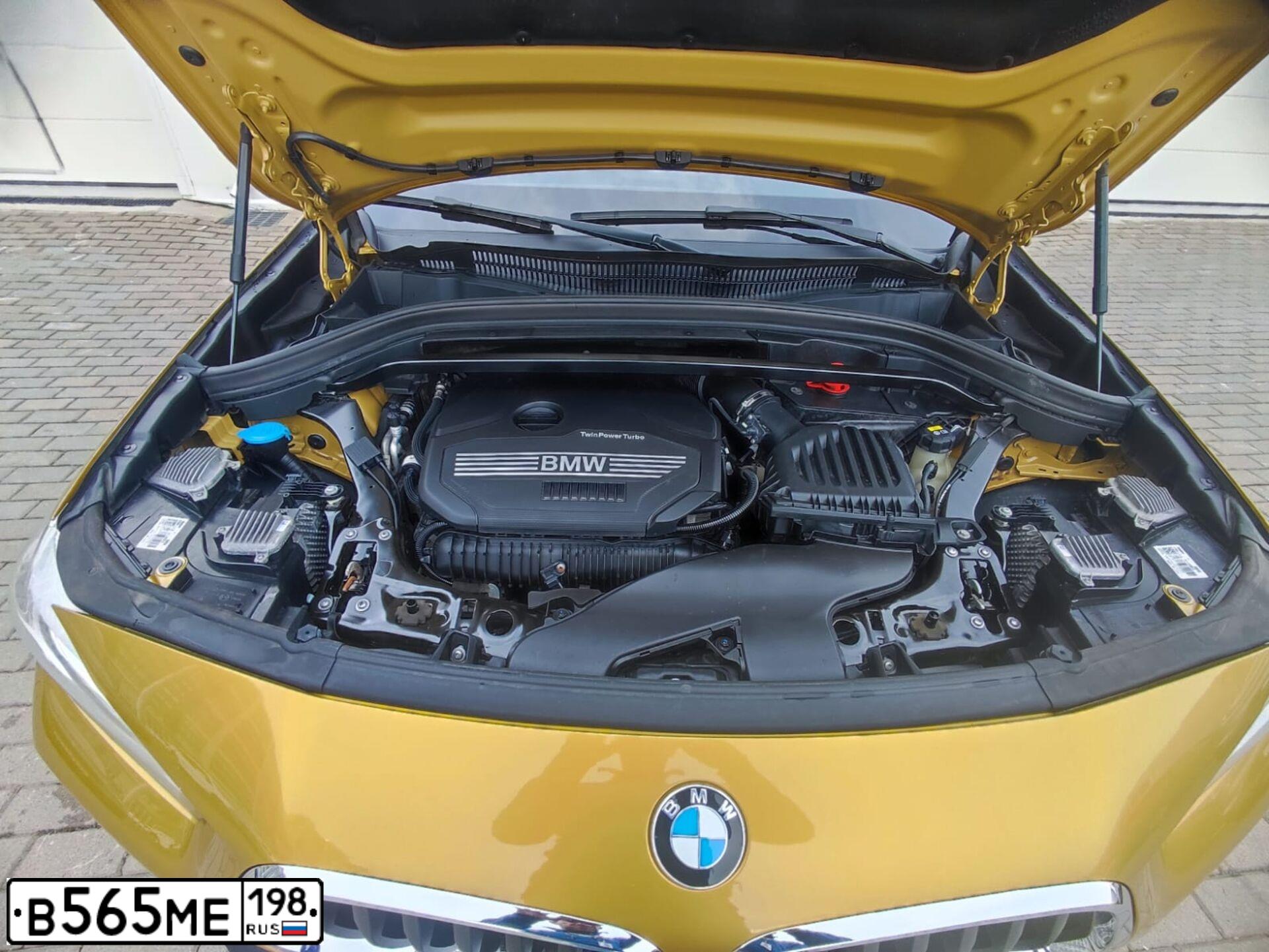 Фото автомобиля BMW X2, 2018 — госномер У112КК198