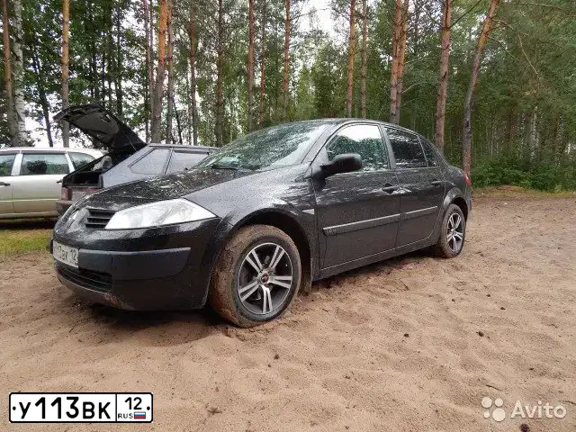 Фото автомобиля RENAULT MEGANE, 2005 — госномер У113ВК12. Цвет: ЧЕРНЫЙ