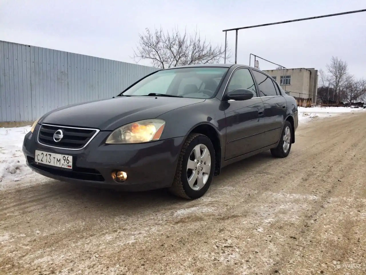 Фото автомобиля NISSAN ALTIMA, 2003 — госномер С925МН72. Цвет: ТЕМНО-СЕРЫЙ