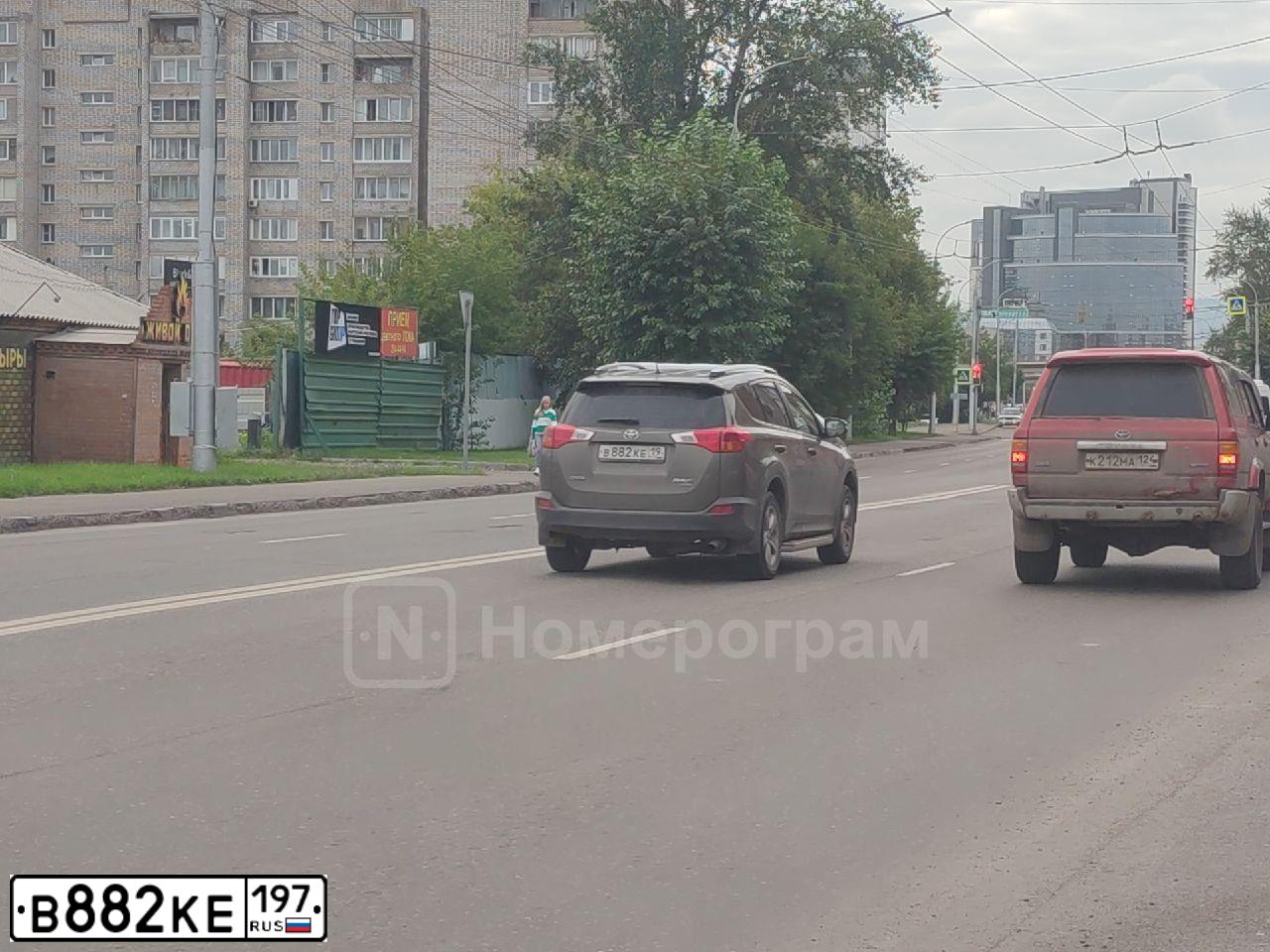 Фото автомобиля HONDA ACCORD, 2005 — госномер В882КЕ197. Цвет: ЧЕРНЫЙ