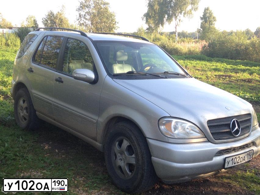 Фото автомобиля МЕРСЕДЕС-БЕНЦ ML 320, 2002 — госномер М191ТЕ134. Цвет: СЕРЕБРИСТЫЙ