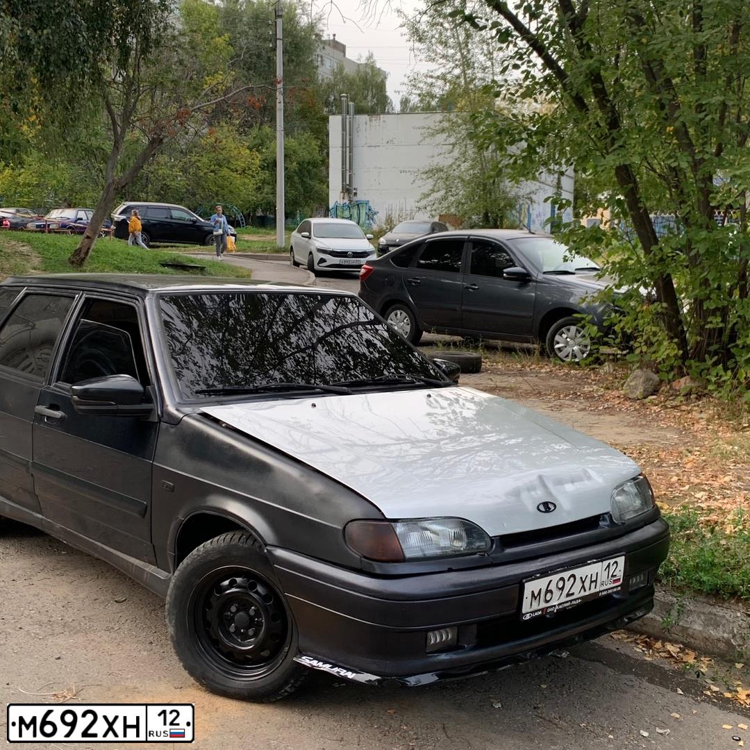 Фото автомобиля LADA 2114 SAMARA, 2008 — госномер М692ХН12. Цвет: ГРАФИТОВЫЙ МЕТАЛЛИК