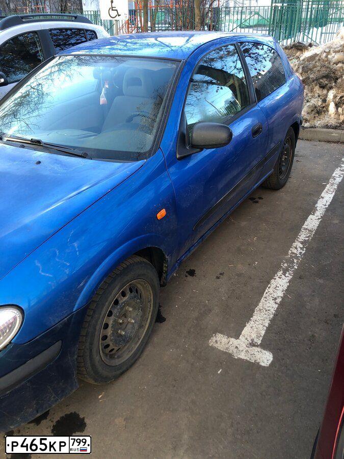 Фото автомобиля NISSAN ALMERA, 2000 — госномер Н002МЕ790. Цвет: синий
